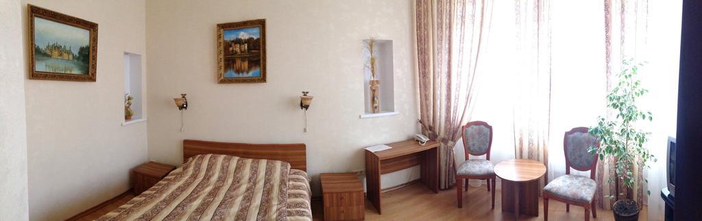 Prague Hotel Zaporizhia ภายนอก รูปภาพ