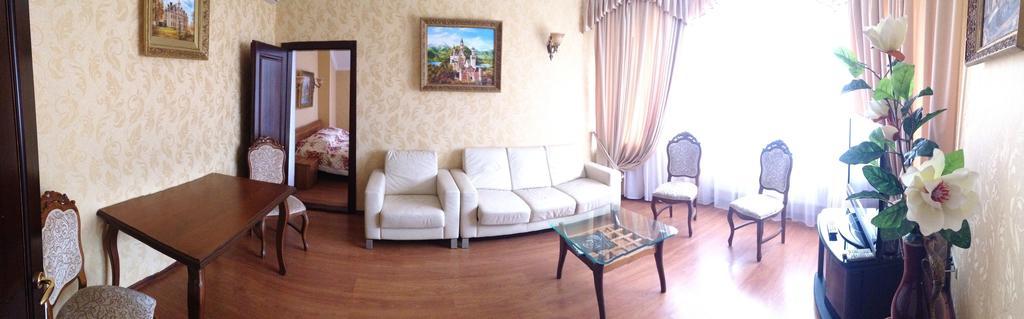 Prague Hotel Zaporizhia ภายนอก รูปภาพ