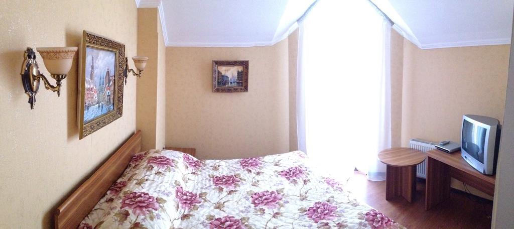 Prague Hotel Zaporizhia ภายนอก รูปภาพ