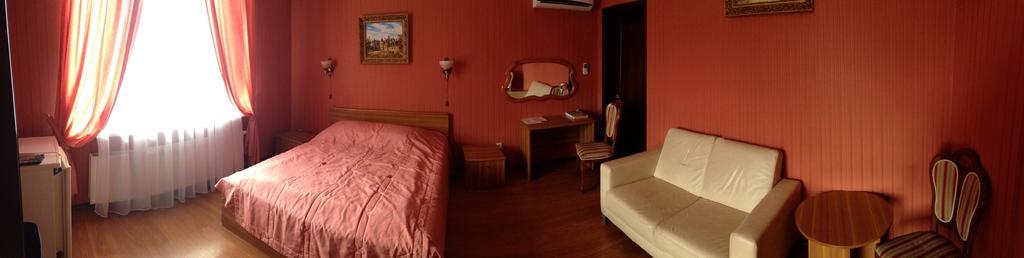 Prague Hotel Zaporizhia ภายนอก รูปภาพ