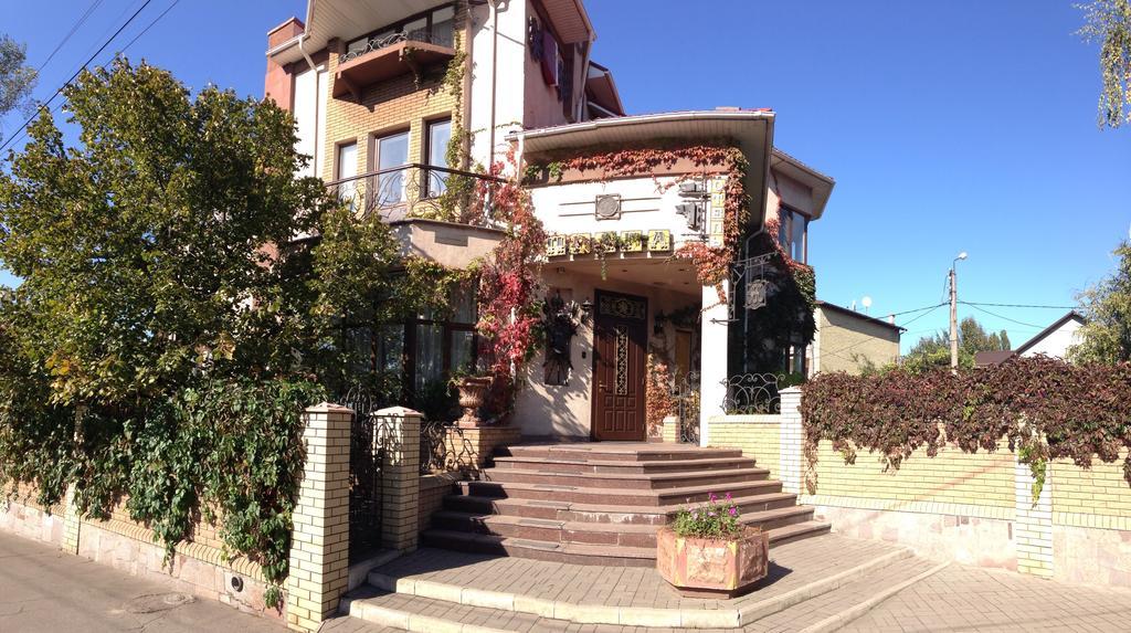 Prague Hotel Zaporizhia ภายนอก รูปภาพ